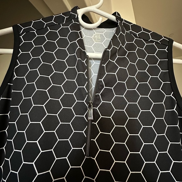 EUC Tail Golf Dress Size S (Shorts INCLUDED) - Picture 5 of 5